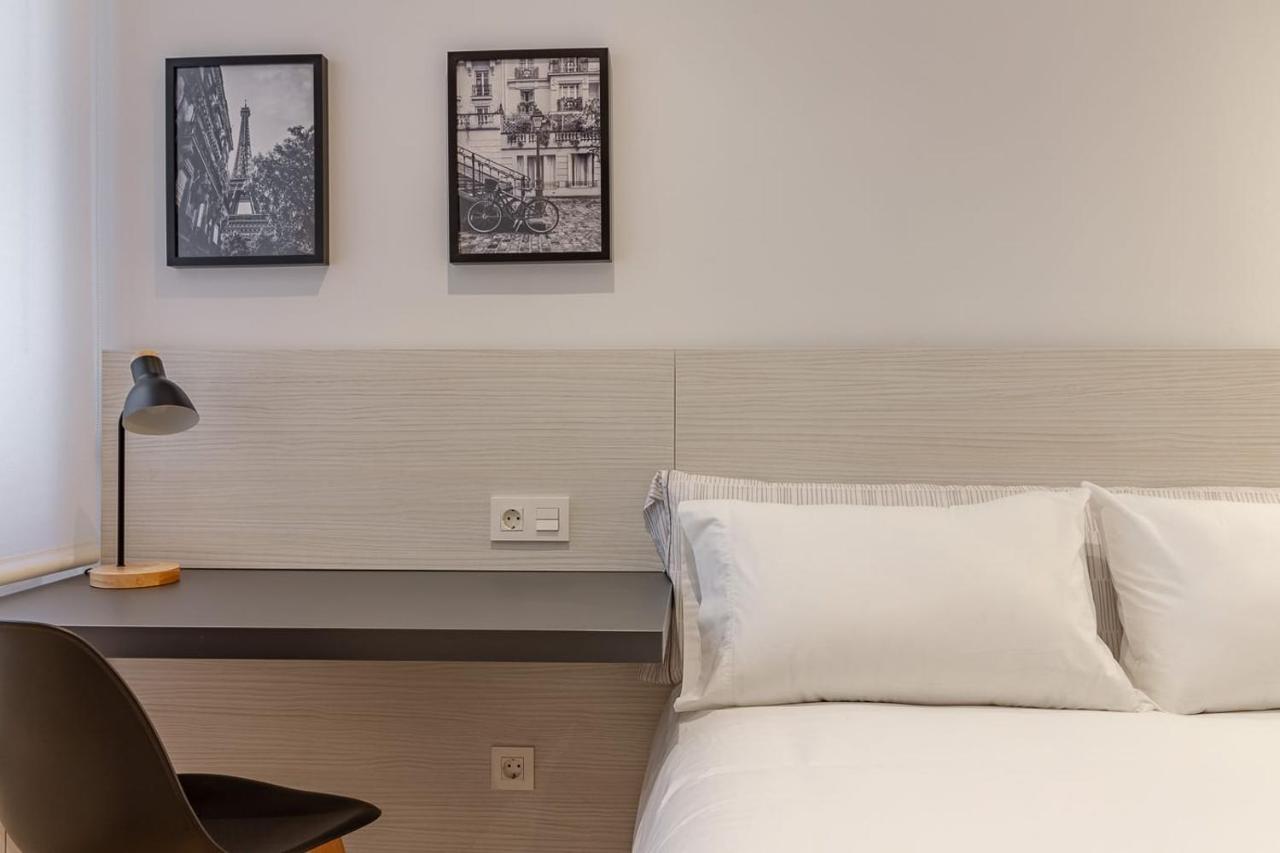 Room4You Oviedo By Asturias Holidays Exteriör bild